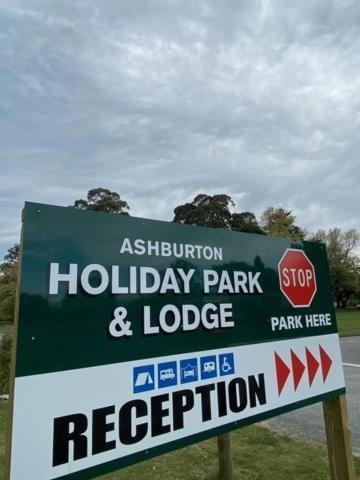 Ashburton Holiday Park ภายนอก รูปภาพ