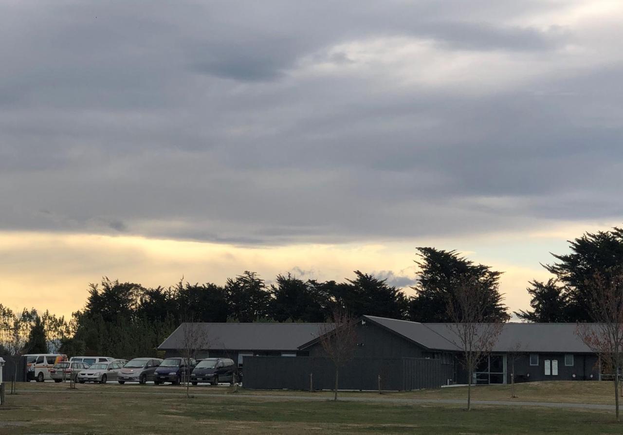 Ashburton Holiday Park ภายนอก รูปภาพ