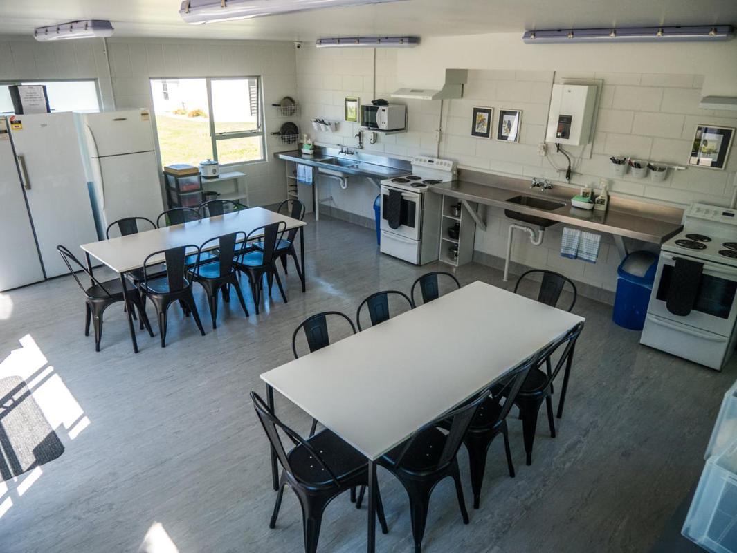 Ashburton Holiday Park ภายนอก รูปภาพ